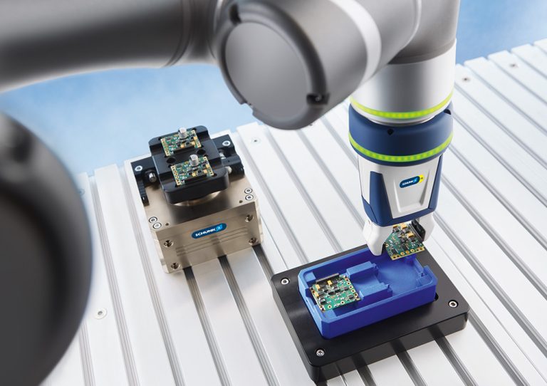 Plug & Work ─ Now Available For Cobots From OMRON and FANUC