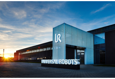 MC UniversalRobots Posts Record Annual Revenue and Growth 4 400