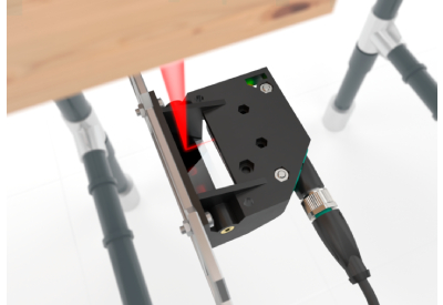 Flexible and Efficient: The Sensor Solution for Pallet Detection on Conveyor Lines