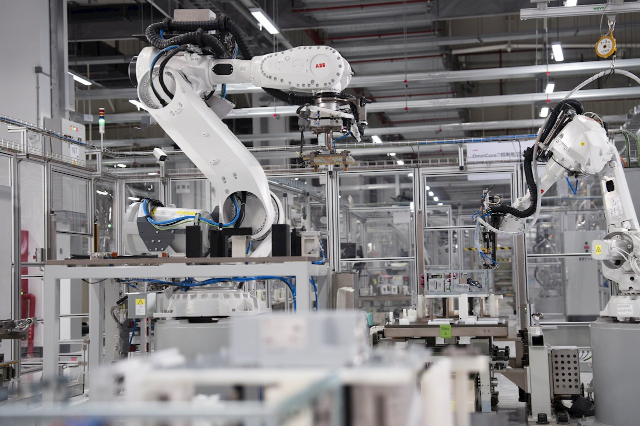 MC ABB Opens State of the Art Robotics Mega Factory in Shanghai 3 1280x853