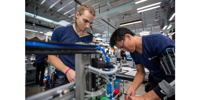 Humber Students Win Intra-Provincial Mechatronics Skills Competition