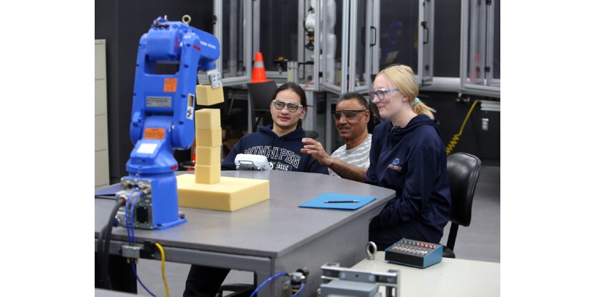 College’s New Price Institute Launches First Courses in Advanced Manufacturing and Mechatronics