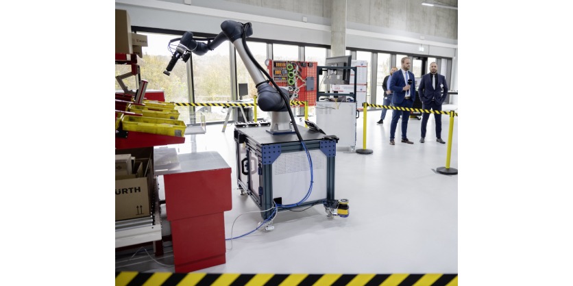 Festo Develops AI Robot Solution for Logistics Center at Würth