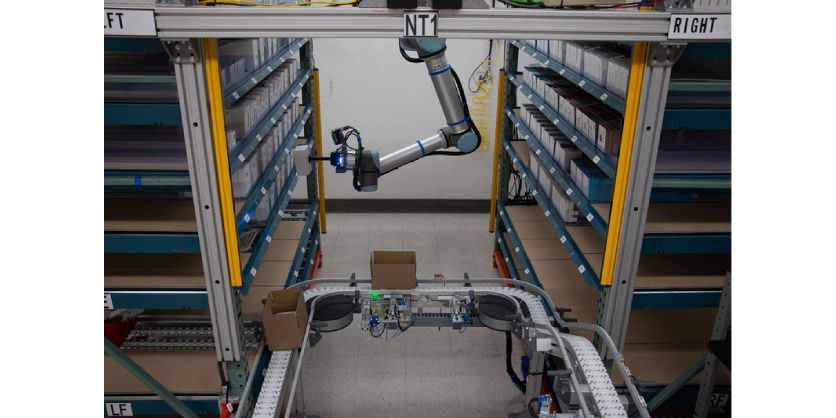 Artificial Intelligence (AI) Integrates with Cobots and AMRs Making them Smarter