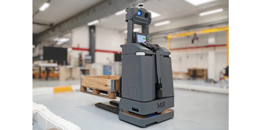 MiR1200 Pallet Jack: Revolutionizing Pallet Handling with AI