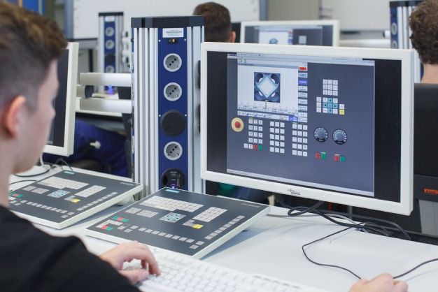 Siemens Launches New Microcredential to Empower the Workforce of the Future 